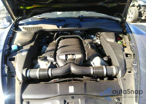 2013 Porsche Cayenne Gts z USA, uszkodzony, nr VIN WP1AD2A2XDLA75540